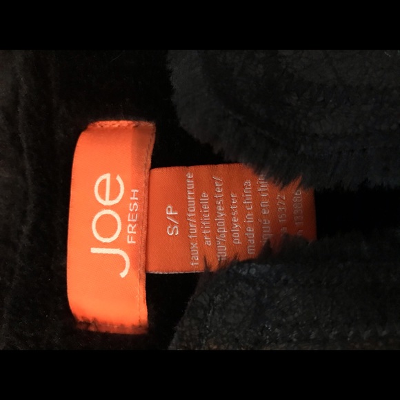 Joe Fresh Faux Shearling Vest Black - Picture 6 of 6